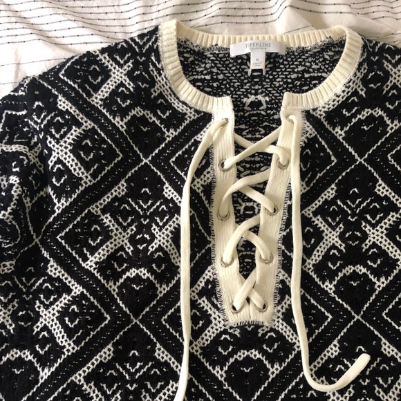 Statement Knit Sweater - Picture 3 of 4